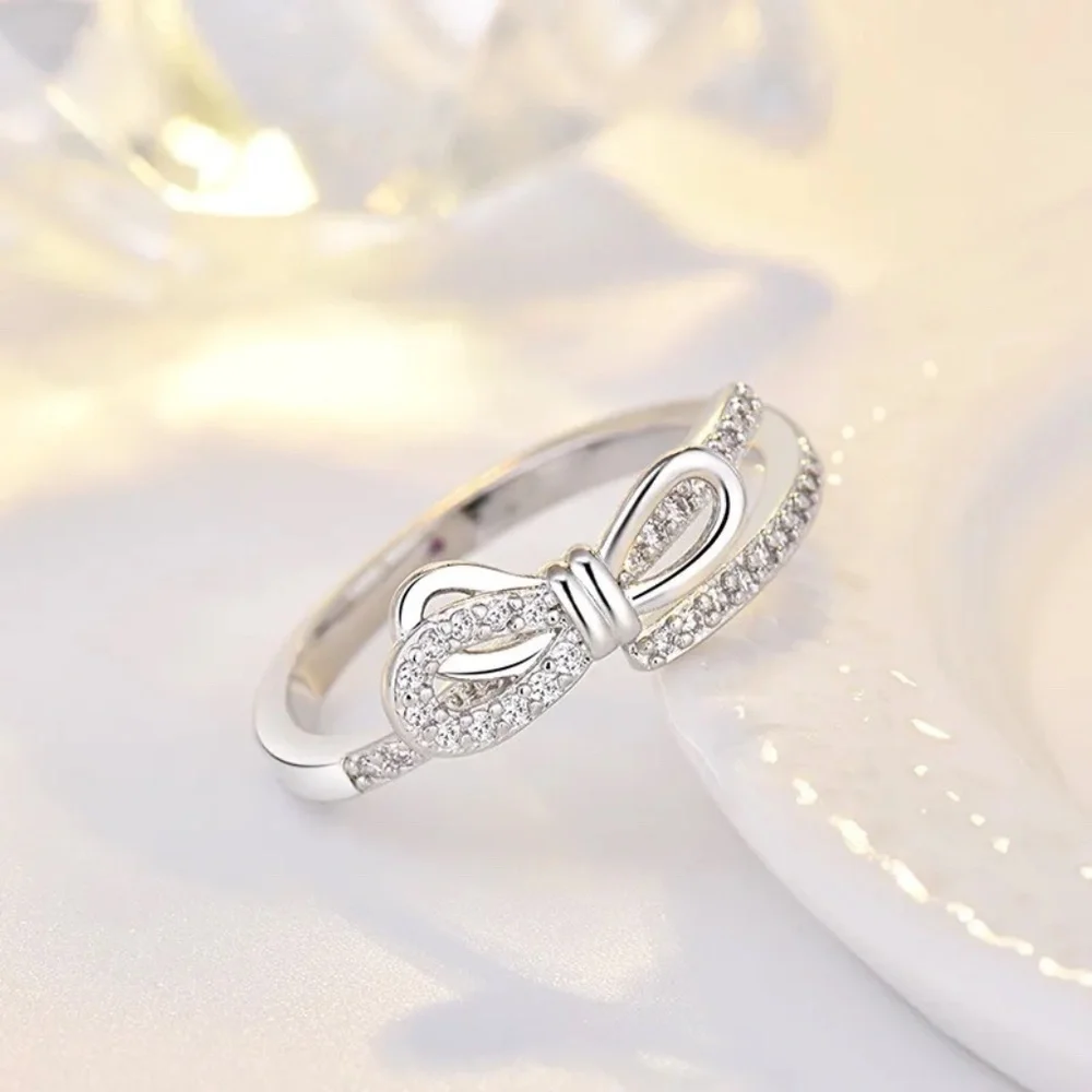 *XYLIA* Silver x Rhinestone Bow Fashion Ring